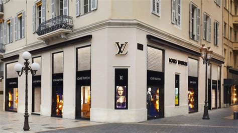 Louis Vuitton stores in france